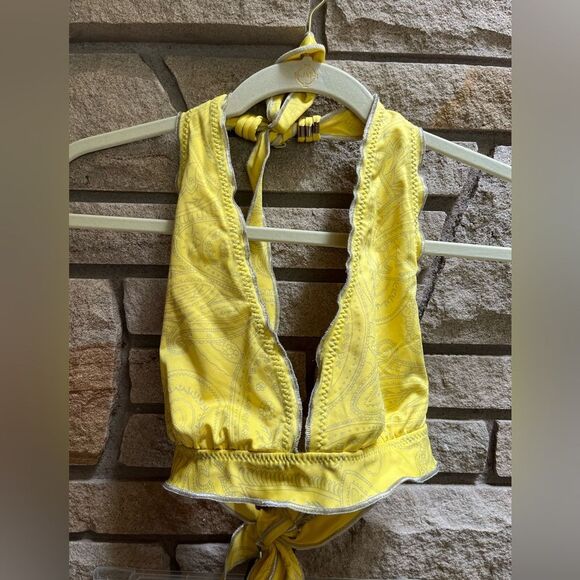 BECCA Rebecca Virtue yellow paisley print halter bikini set Medium - Picture 3 of 10